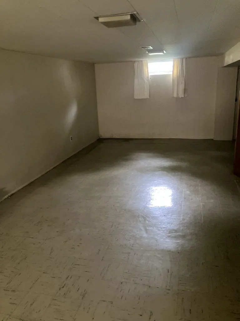 IMG_2079-768x1024-1920w